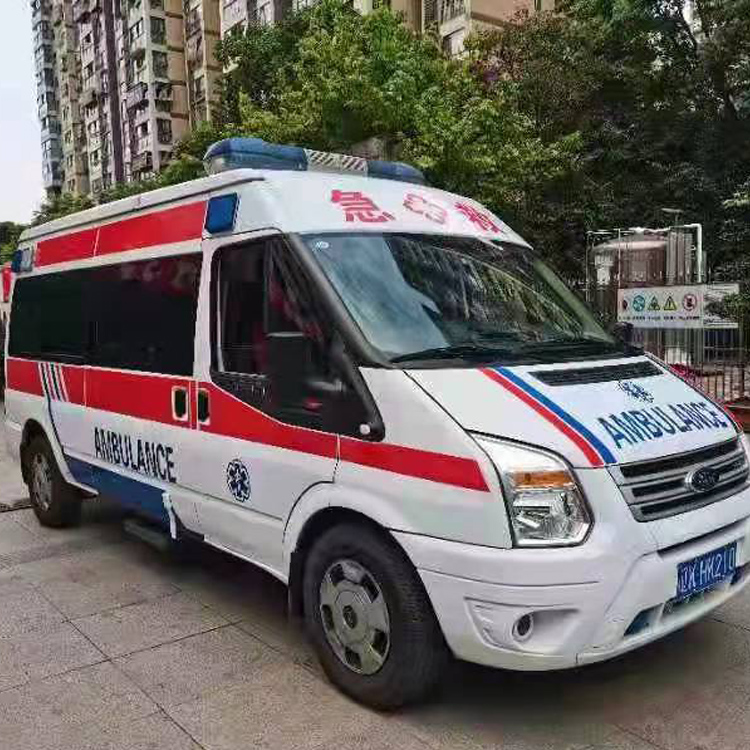 阜沙镇长途救护车护送病人返乡